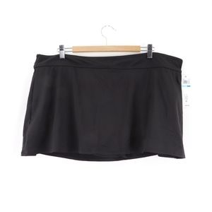 Anne Cole Plus Size Basic Solid Swim Skirt, Black